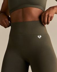 Power Seamless Scrunch Leggings | Dark Olive