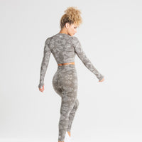 Camo Seamless Long Sleeve Crop Top | Green